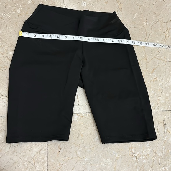 NWOT- Sexy Athletic shorts - Awesome shape- stretch Lycra from Colombia - Picture 3 of 6